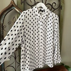 ☀️ APT. 9 Women’s Aztec Print Button Down Blouse